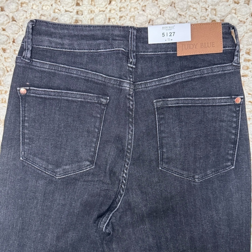Judy Blue Women's Dark Blue Jeans. #6 - Picture 11 of 11